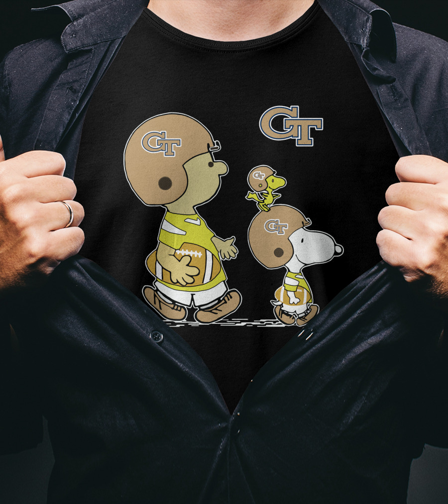 Georgia Tech Yellow Jackets Snoopy And Woodstock Football Duo T-Shirt