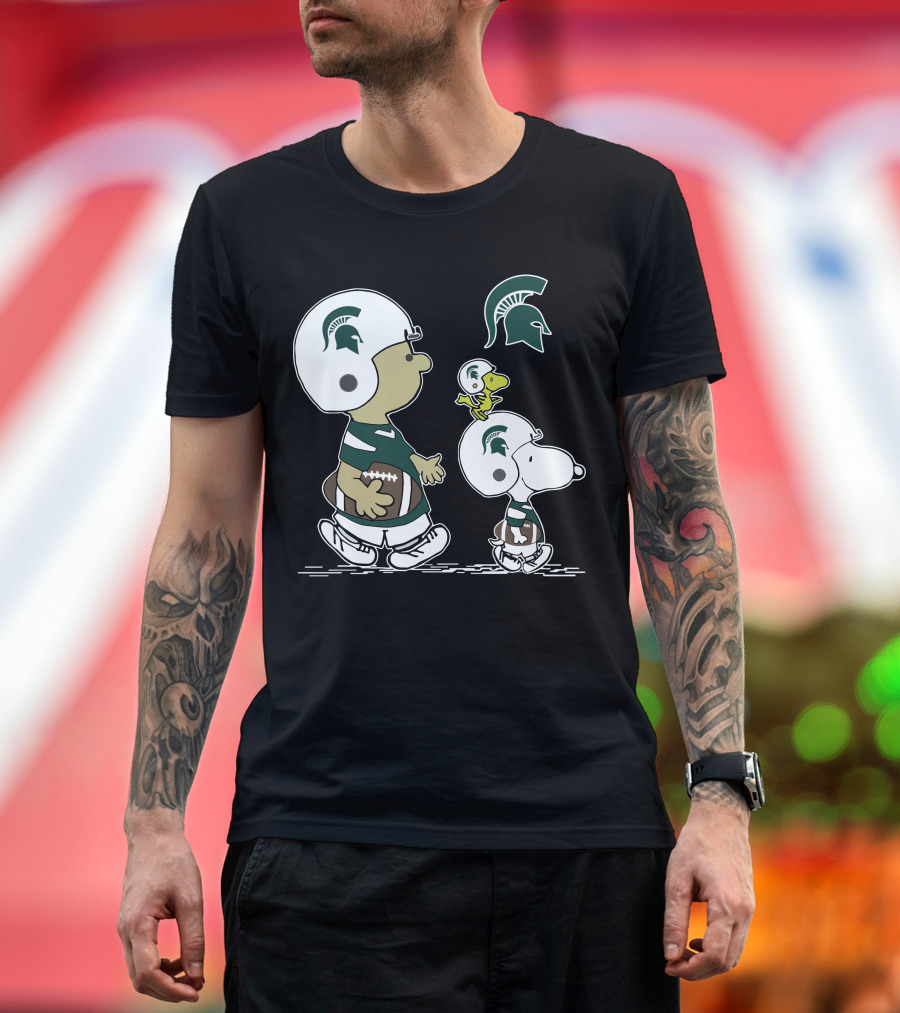Michigan Spartans Snoopy Woodstock Football Helmet Logo Peanuts T-Shirt