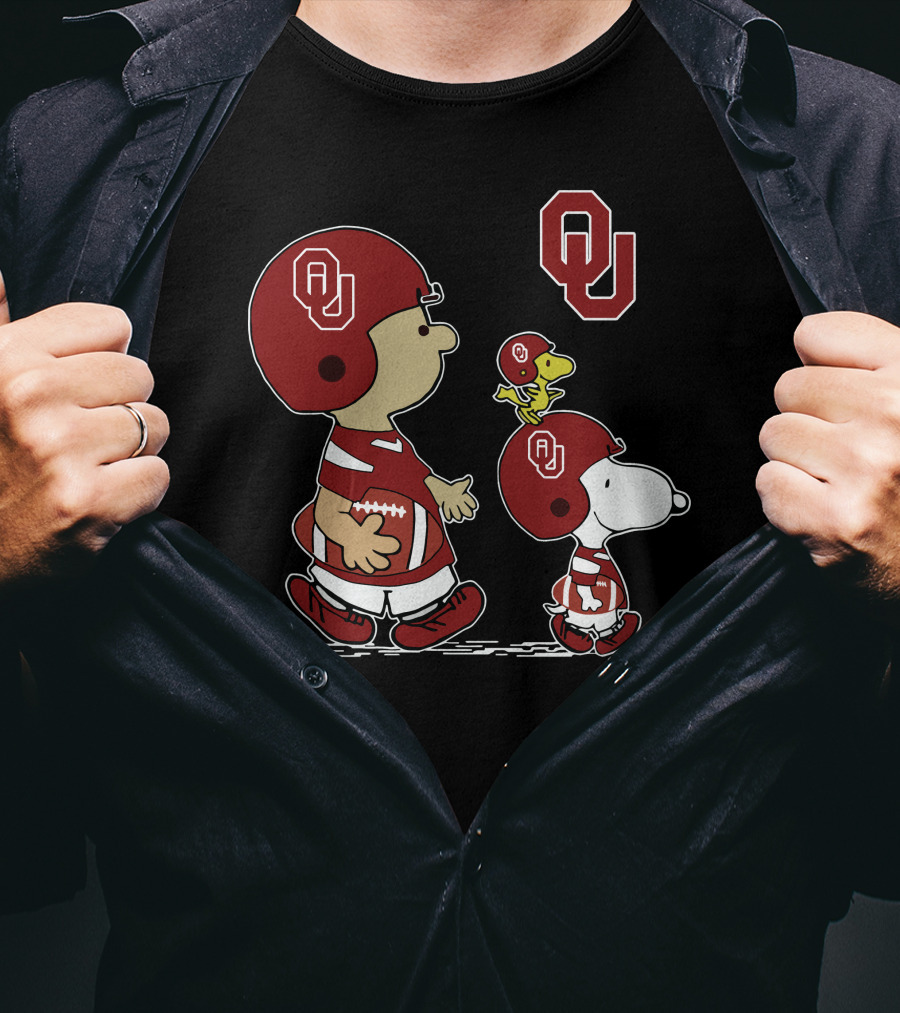 Oklahoma Sooners Snoopy Peanuts Football Team Spirit T-Shirt