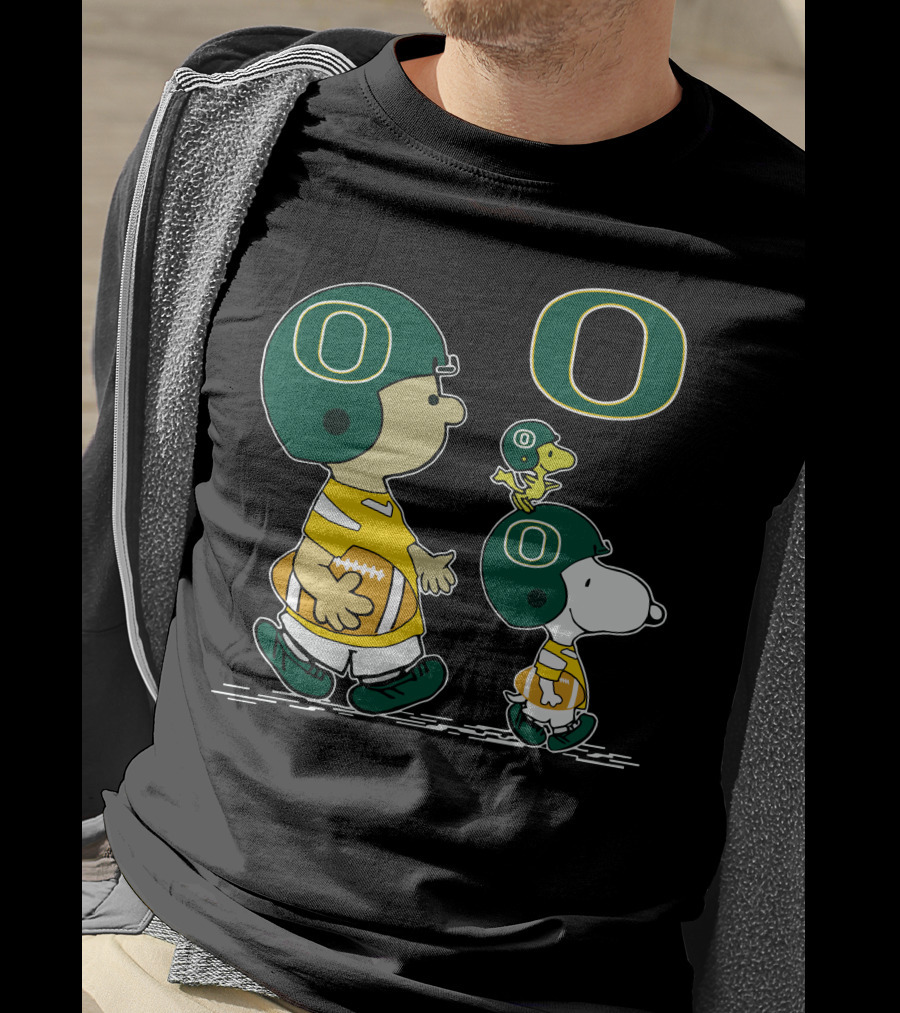 Oregon Ducks Snoopy Woodstock University Football Peanuts Charlie Brown T-Shirt