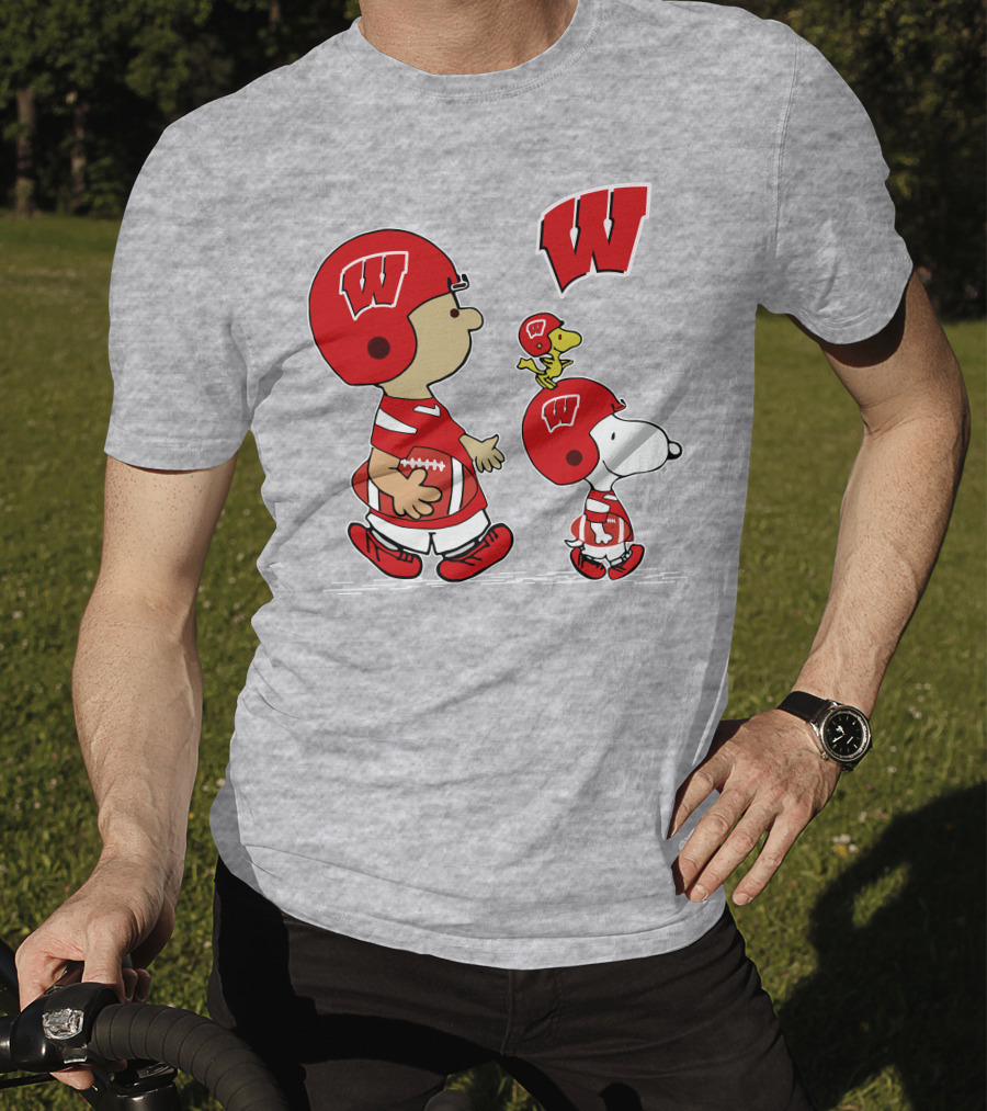 Wisconsin Badgers Snoopy Football Helmet Peanuts Characters Walking Together T-Shirt