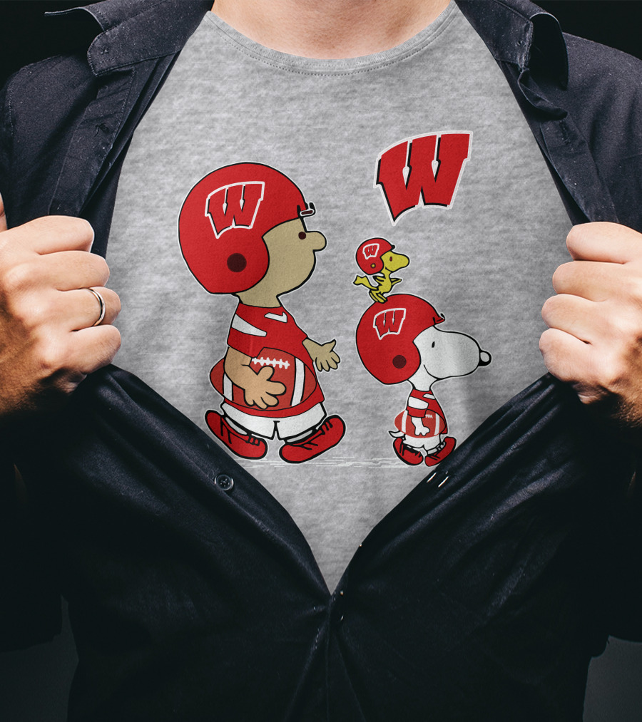 Wisconsin Badgers Snoopy Football Helmet Peanuts Characters Walking Together T-Shirt