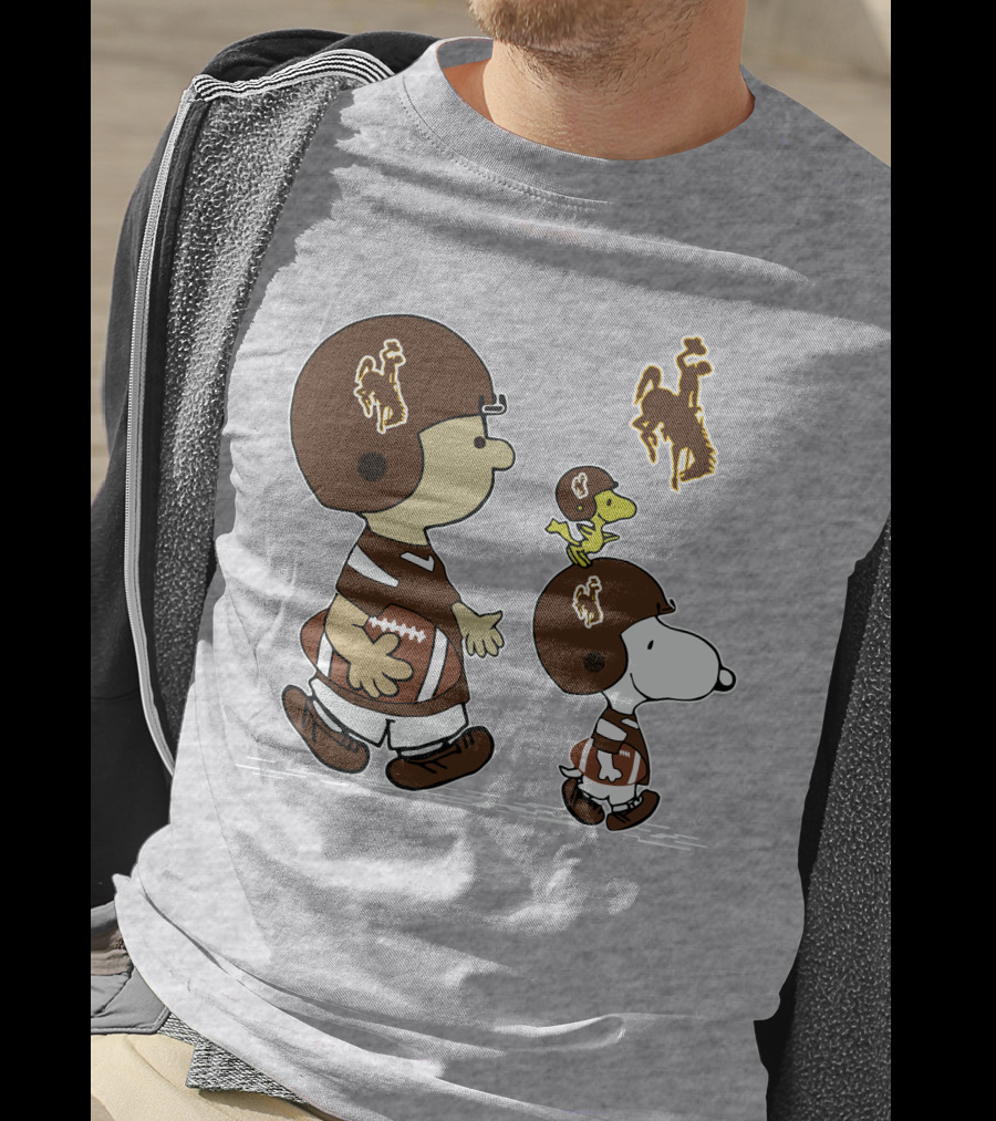 Wyoming Cowboys Peanuts Characters Football T-Shirt