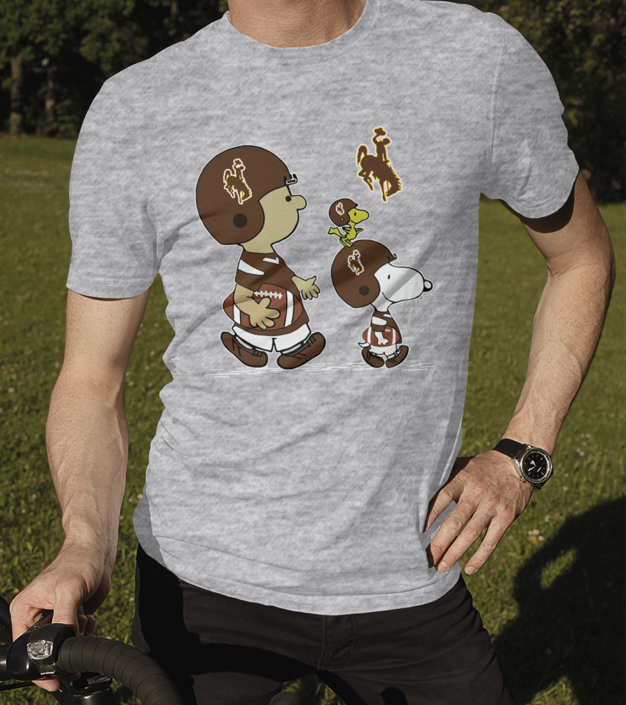 Wyoming Cowboys Peanuts Characters Football T-Shirt