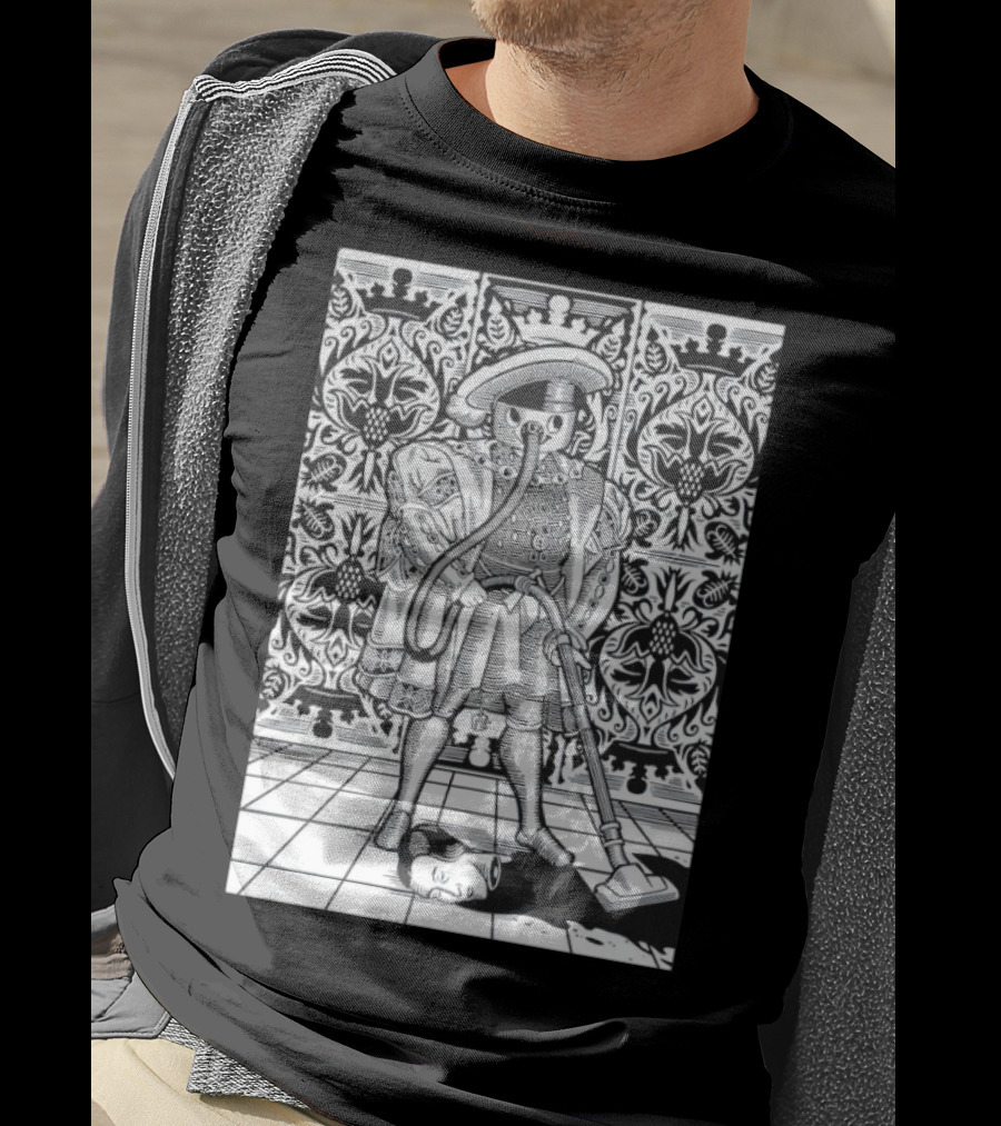 King Henry Vacuum Renaissance Robot T-Shirt