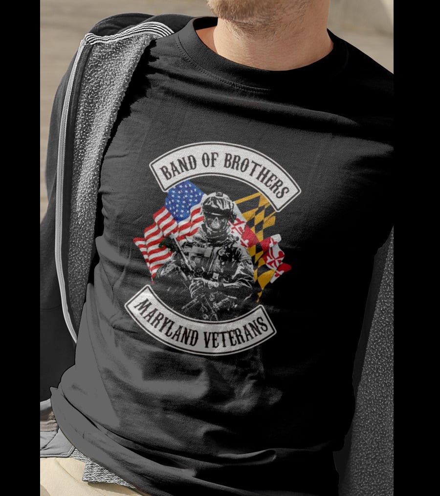 Band Of Brothers Maryland Veterans Soldier With American And Maryland Flags T-Shirt