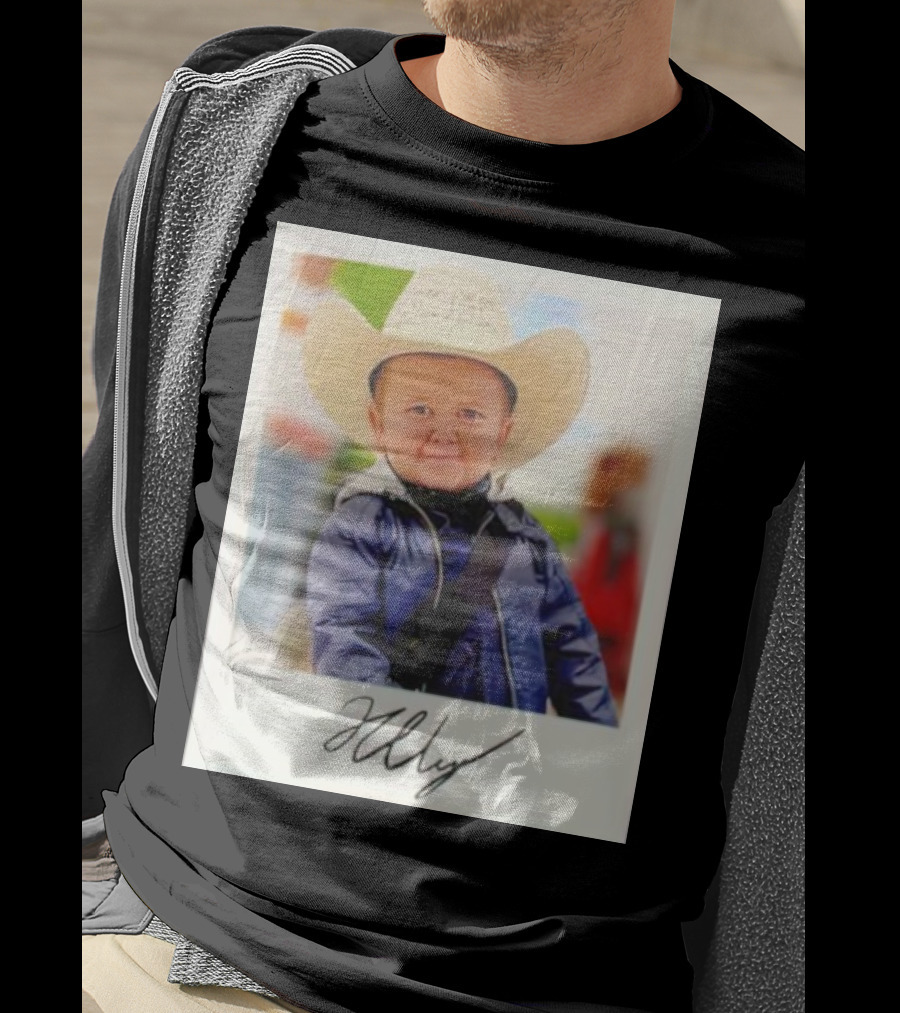 Hasbulla Magomedov Cowboy Polaroid Signature Image T-Shirt