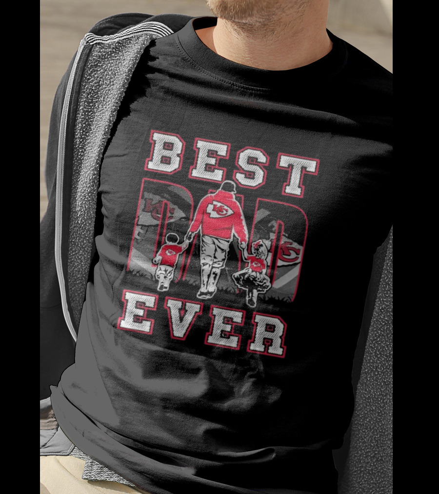 Kansas City Chiefs Best Dad Ever Family Walking Chiefs T-Shirt