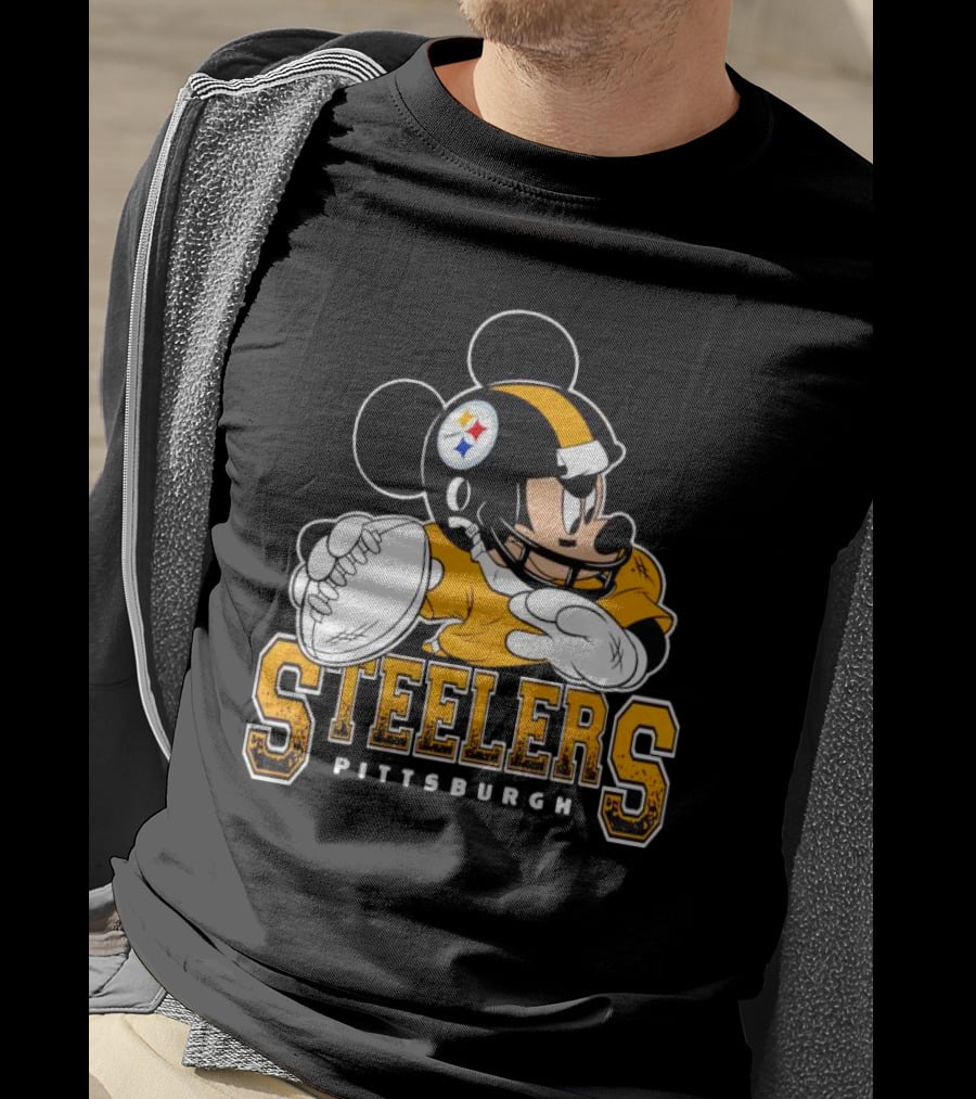 Pittsburgh Steelers Mickey Mouse NFL Football Quarterback T-Shirt