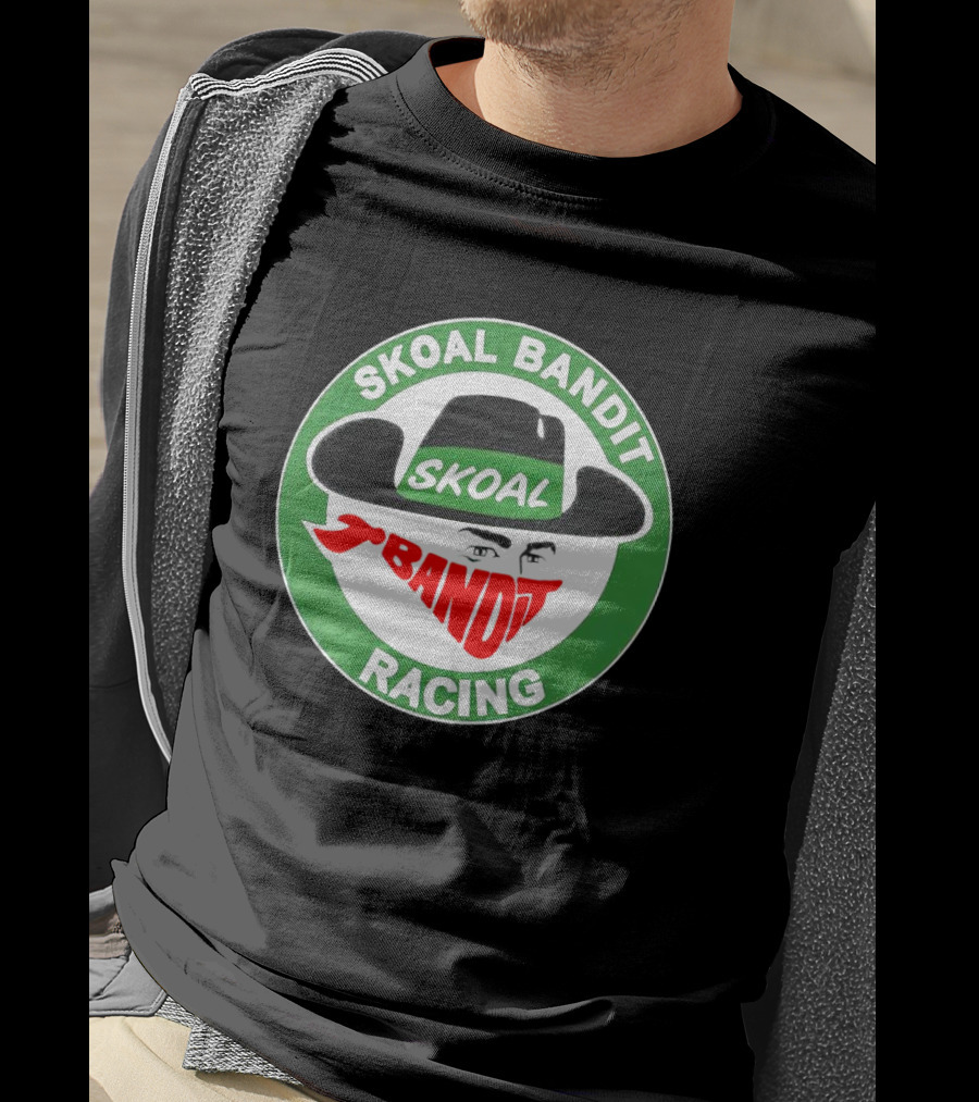 Skoal Bandit Racing Skoal Bandit Logo Cowboy Hat Red Bandana T-Shirt