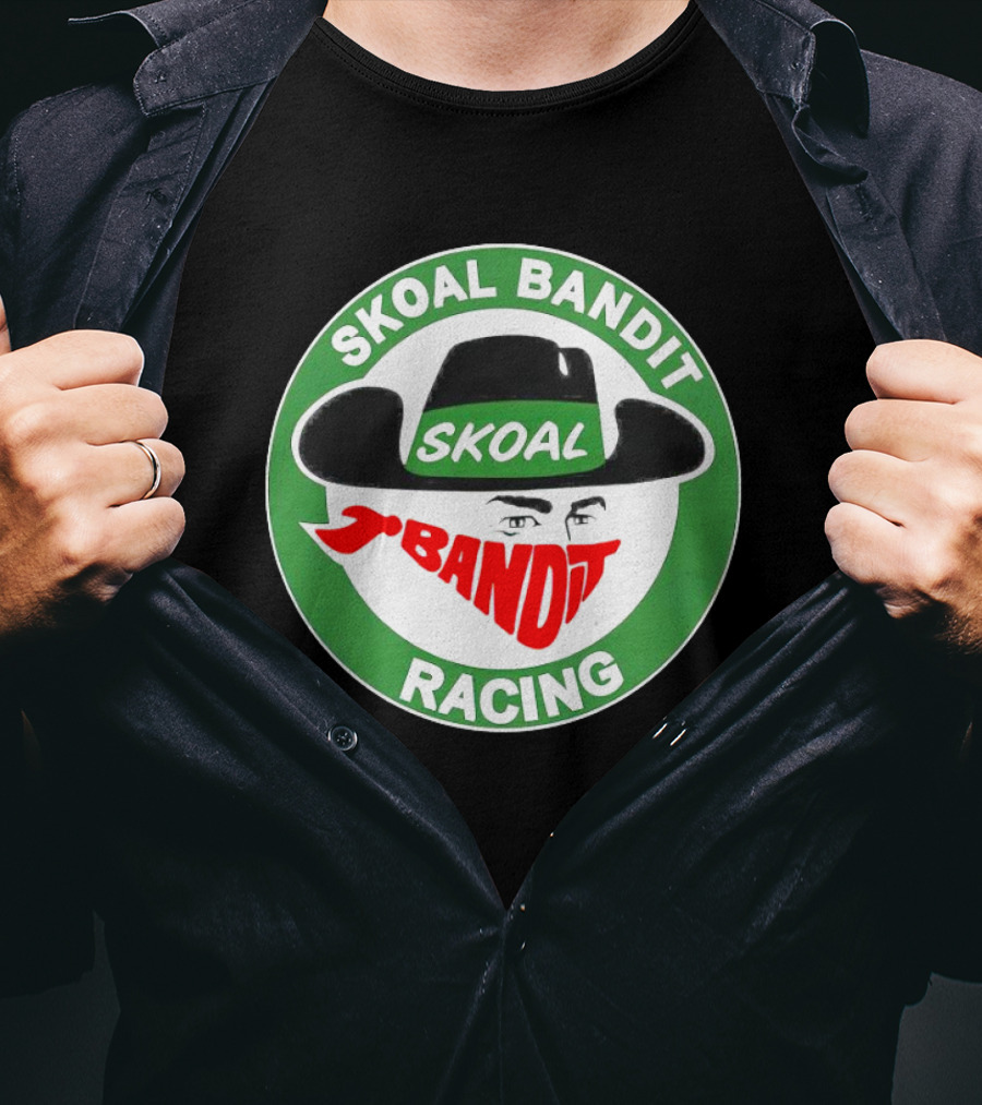 Skoal Bandit Racing Skoal Bandit Logo Cowboy Hat Red Bandana T-Shirt