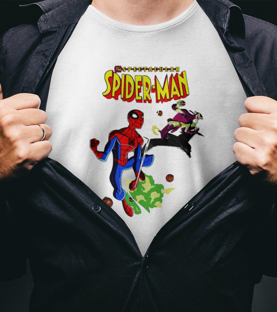 The Spectacular Spider-Man Versus Green Goblin Battle Scene T-Shirt