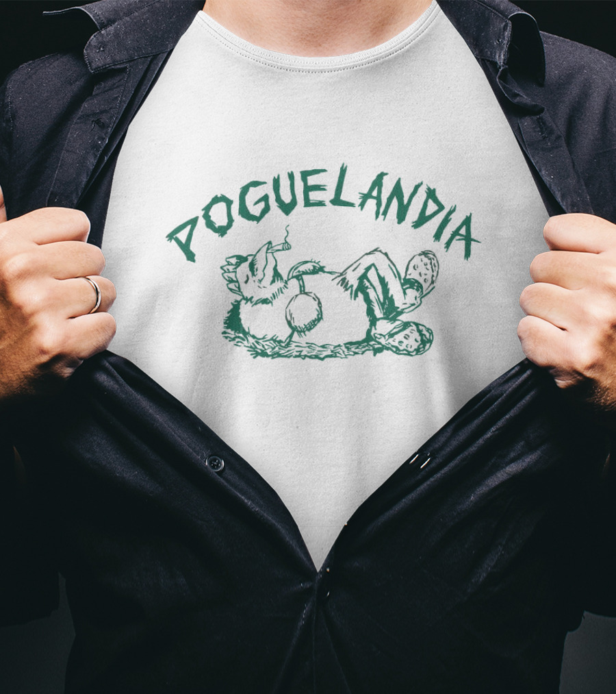 Poguelandia Relaxed Chicken Smoking T-Shirt