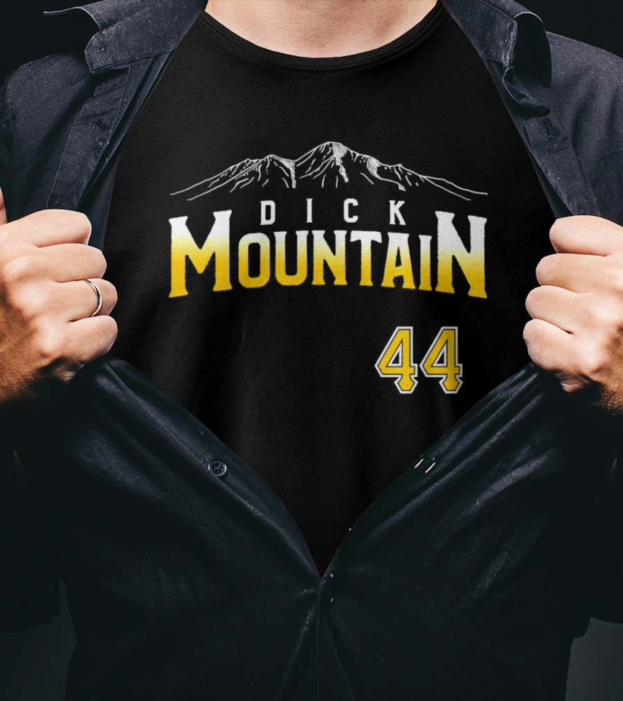 Dick Mountain 44 Vintage Sports Style With Mountain T-Shirt
