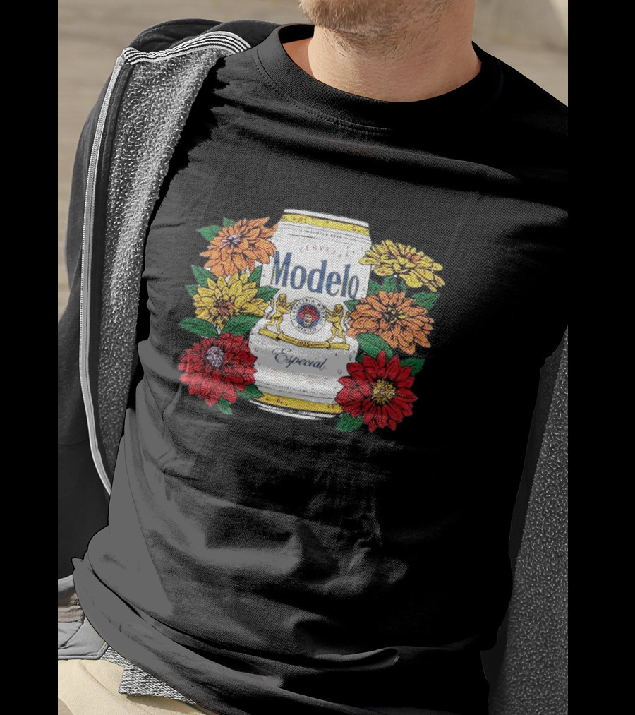 Cerveza Modelo Especial Floral Can T-Shirt