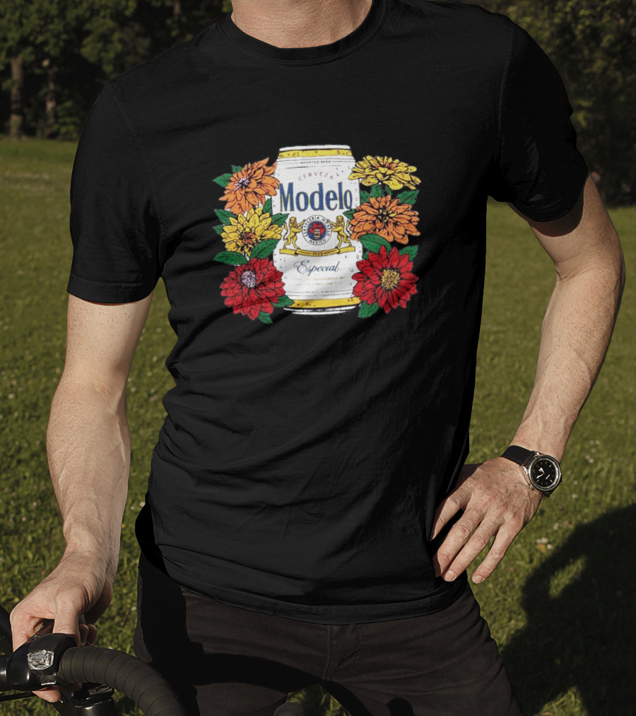 Cerveza Modelo Especial Floral Can T-Shirt