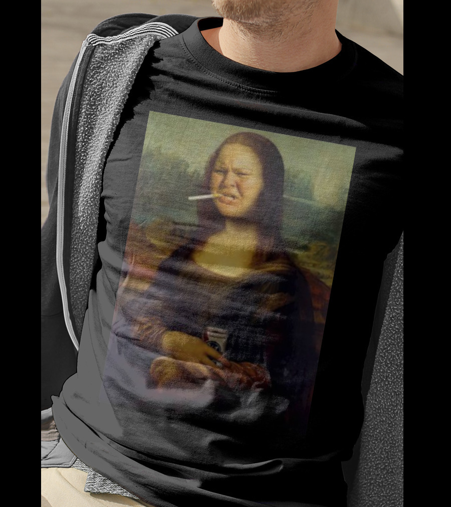 Tammy Mona Lisa Smoking Cigarette Holding Beer Can T-Shirt