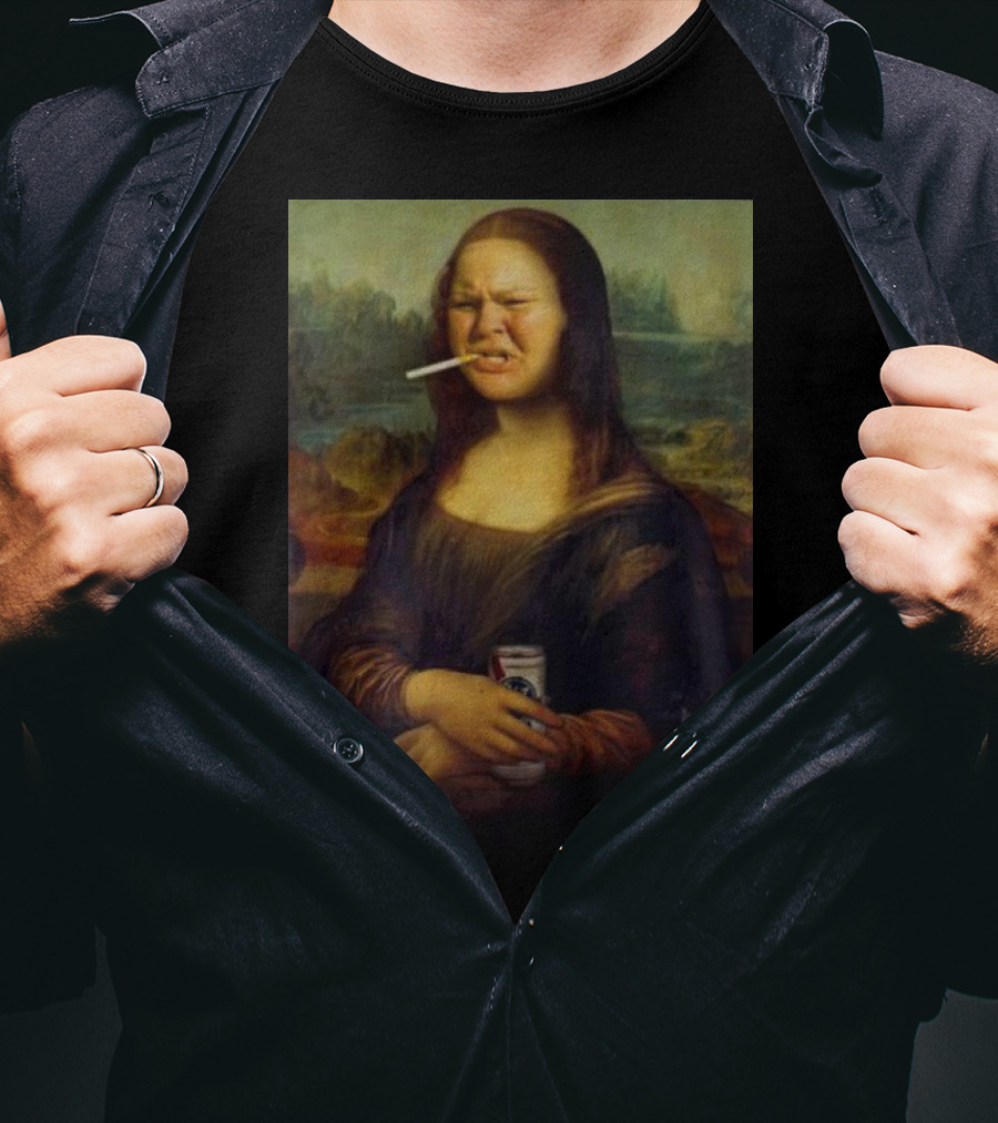 Tammy Mona Lisa Smoking Cigarette Holding Beer Can T-Shirt