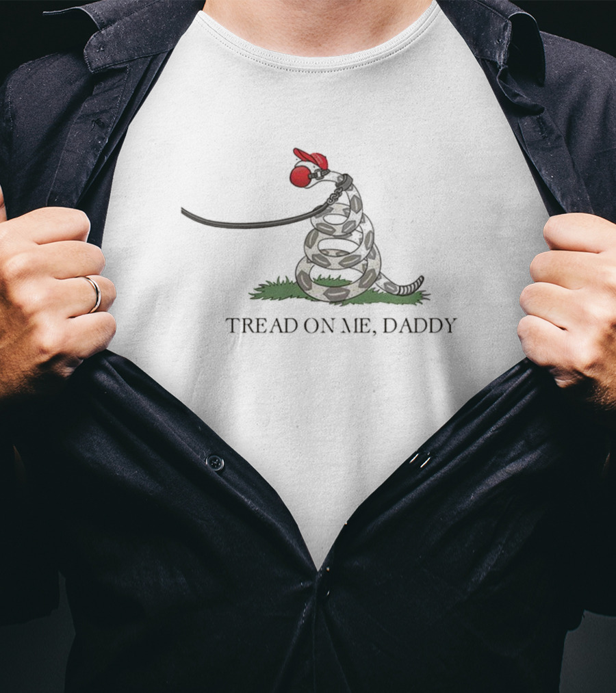 Gadsden Flag Tread On Me Daddy Snake With Boxing Gloves T-Shirt