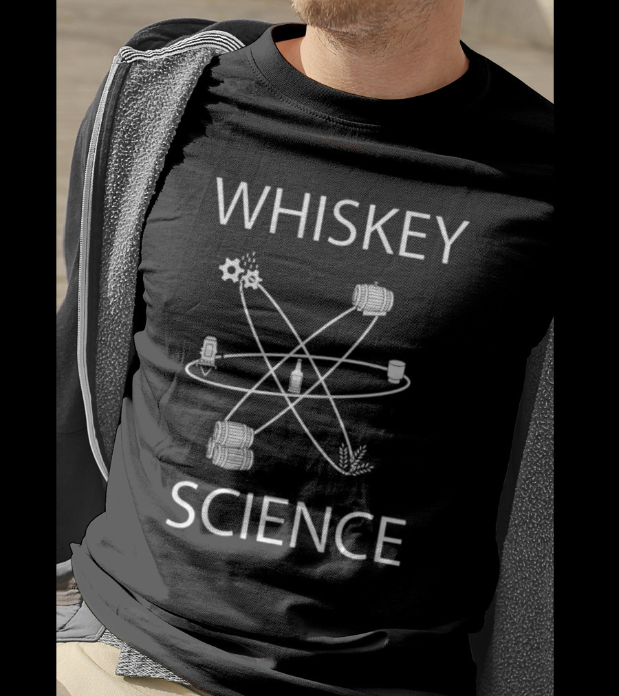 WHISKEY SCIENCE Molecular Diagram With Barrels And Distillation Elements T-Shirt