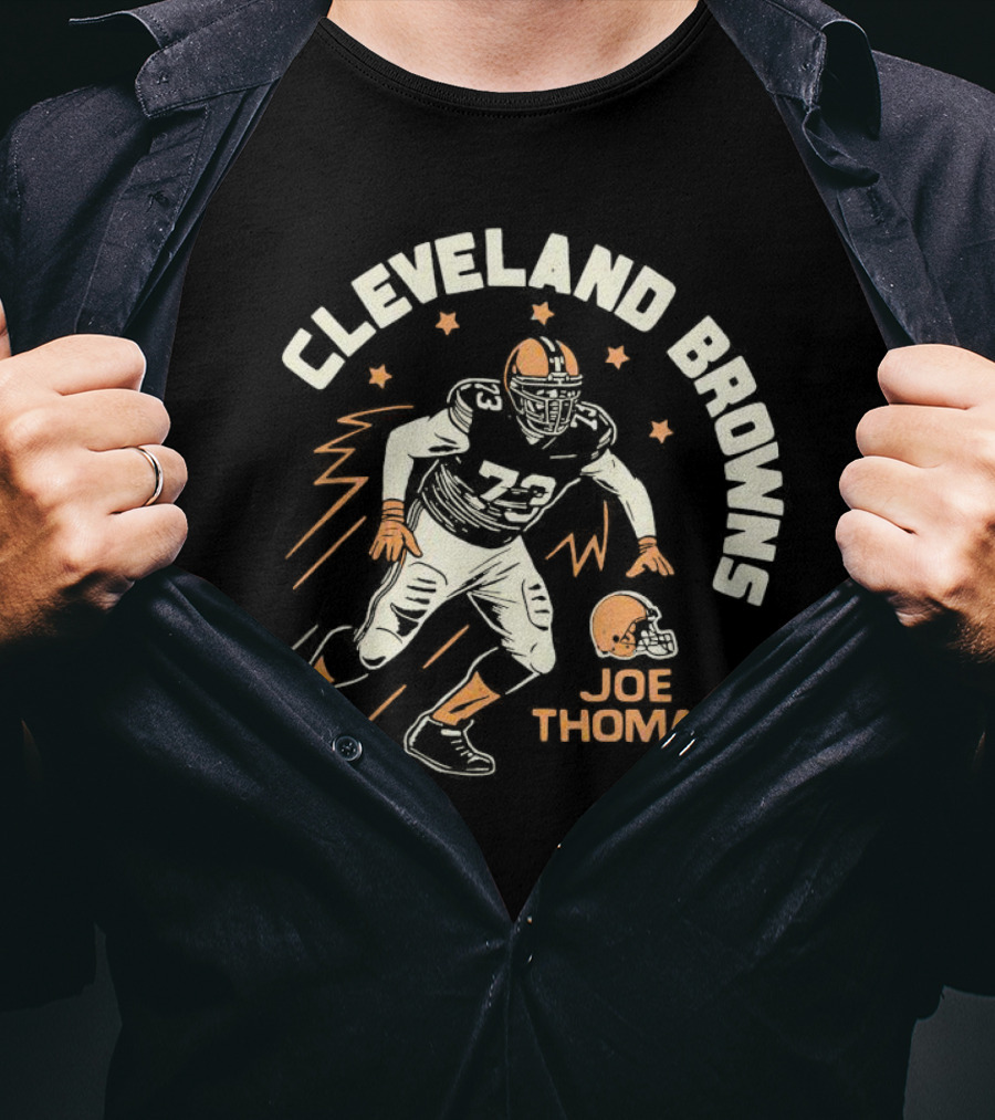 Cleveland Browns Joe Thomas 73 Football Star Icon Run T-Shirt