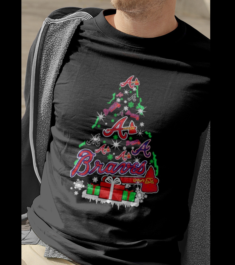 Christmas Tree Atlanta Braves Bravesword Santa Hat Baseball Snowflakes T-Shirt