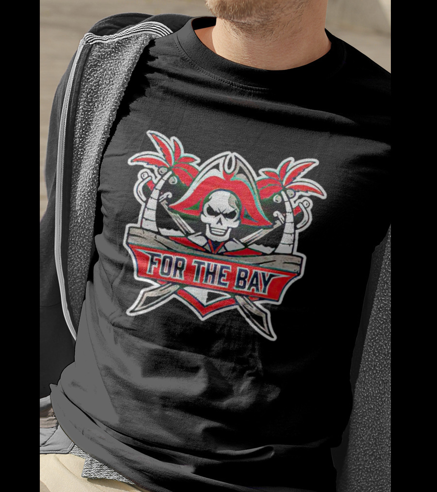 Tampa Bay Buccaneers For The Bay Palm Skull и Swords T-Shirt