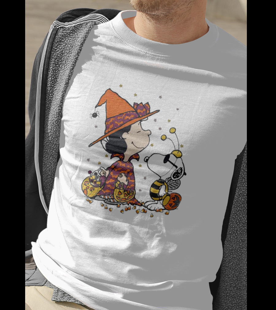Snoopy Halloween Witch And Bee Pumpkins T-Shirt