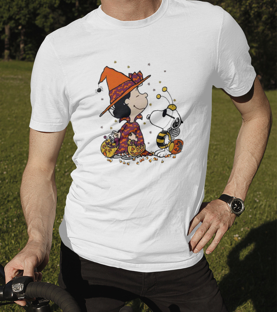 Snoopy Halloween Witch And Bee Pumpkins T-Shirt