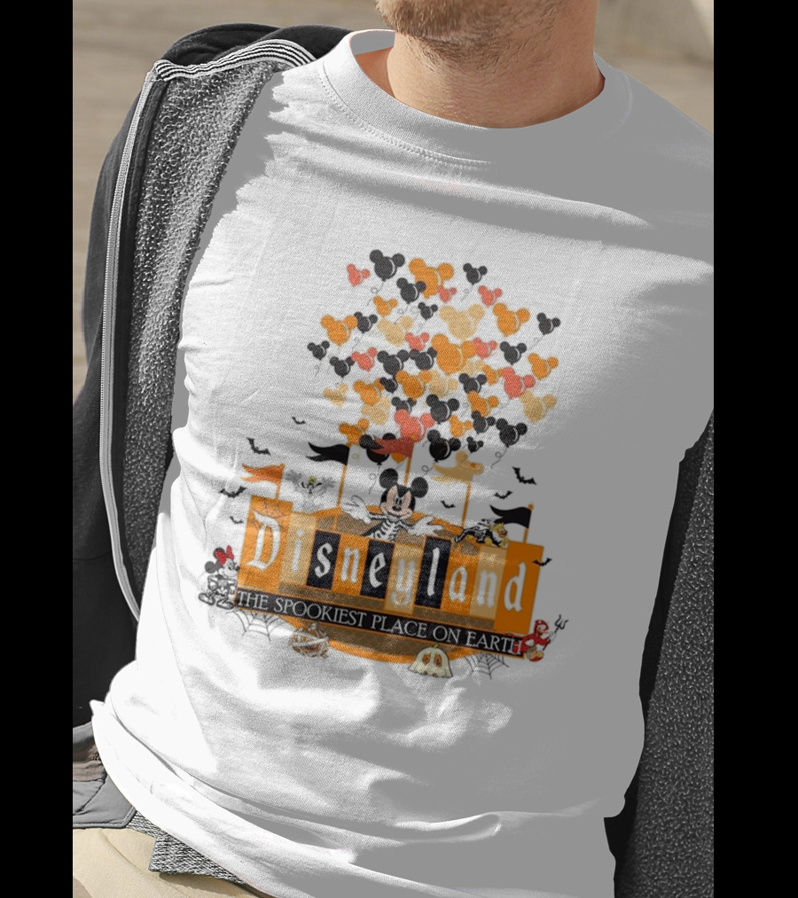 Disneyland Halloween Mickey Mouse The Spookiest Place On Earth Orange Bats And Pumpkins T-Shirt
