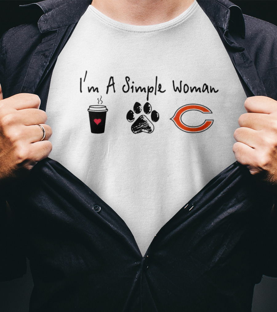I’m A Simple Woman I Like Coffee Paw And Chicago Bears T-Shirt