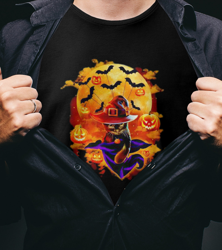 Cat Witch With Pumpkin Lanterns And Bats Halloween Moon T-Shirt