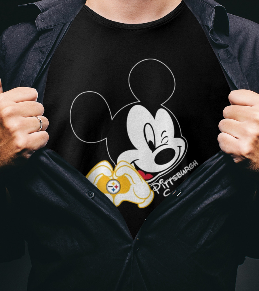 Mickey Mouse Heart Hands Pittsburgh Steelers T-Shirt