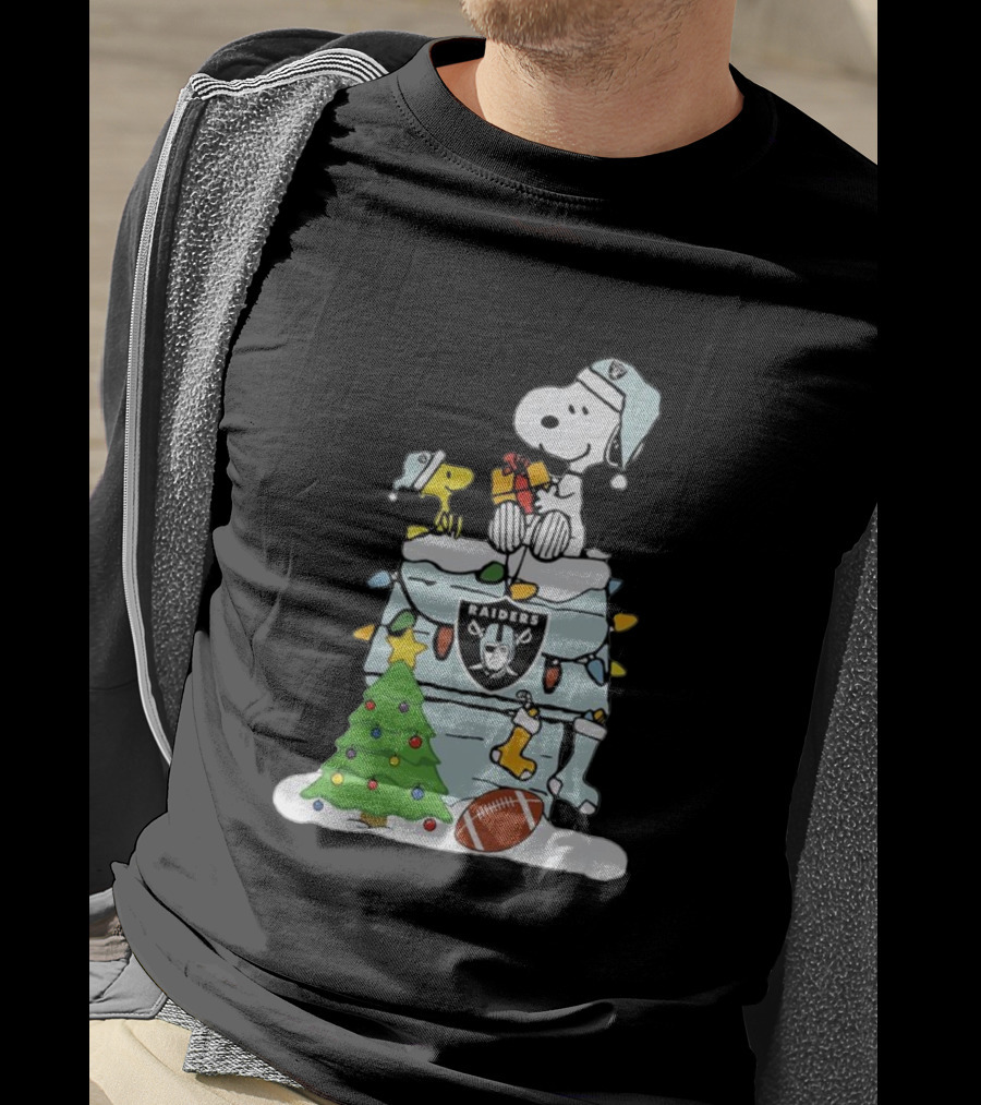 Raiders Snoopy Christmas With Doghouse Lights And Football T-Shirt