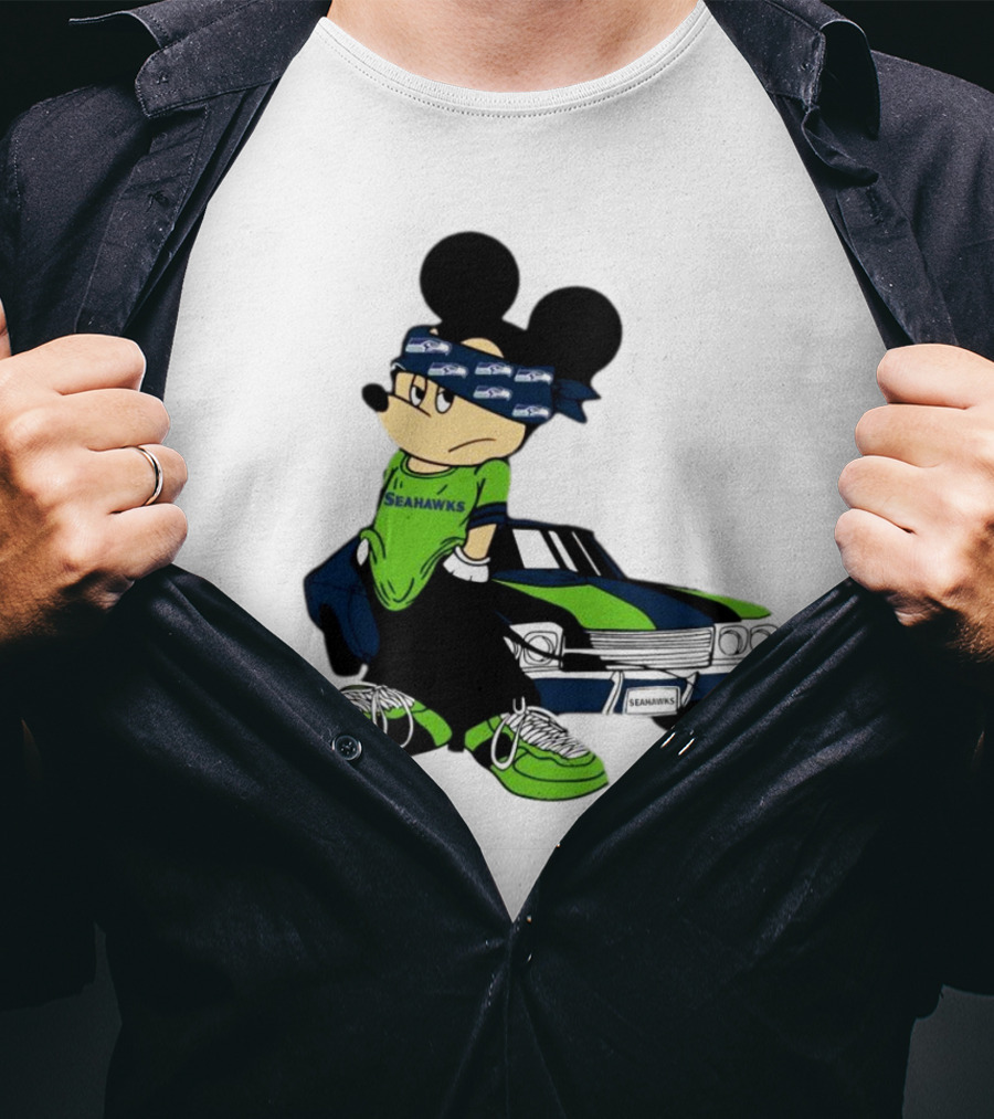 Seattle Seahawks Mickey Mouse Gangster Car Football Fan T-Shirt