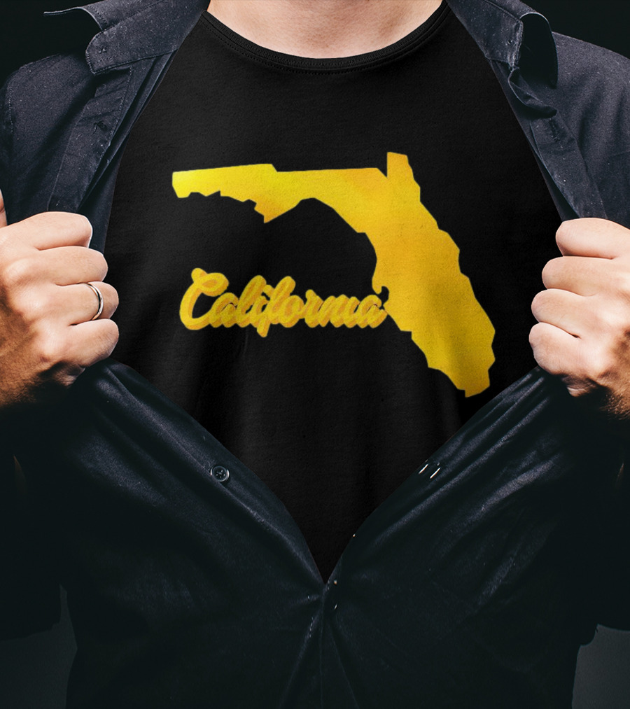 California Florida Map Playful Twist T-Shirt