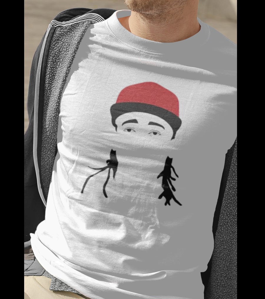 Elly Cartoon Chain Red Cap T-Shirt