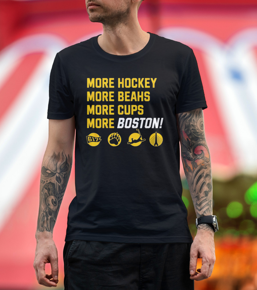 More Hockey More Beahs More Cups More Boston 617 Bear Claw Skater Bridge T-Shirt
