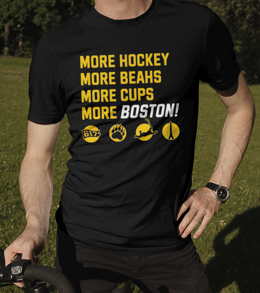 More Hockey More Beahs More Cups More Boston 617 Bear Claw Skater Bridge T-Shirt