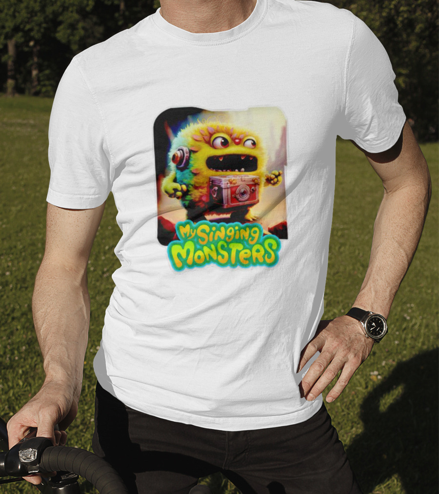 My Singing Monsters Colorful Furry Creature With Camera T-Shirt