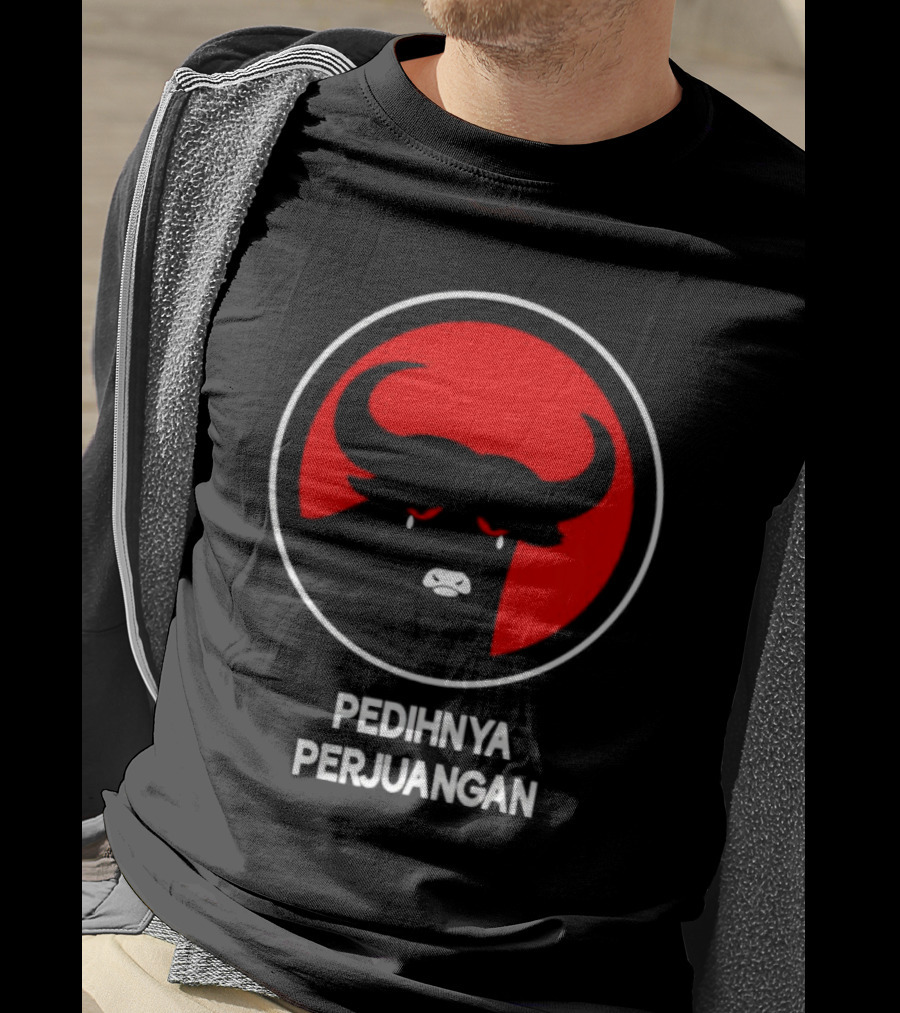Pedihnya Perjuangan Red Bull Tears T-Shirt