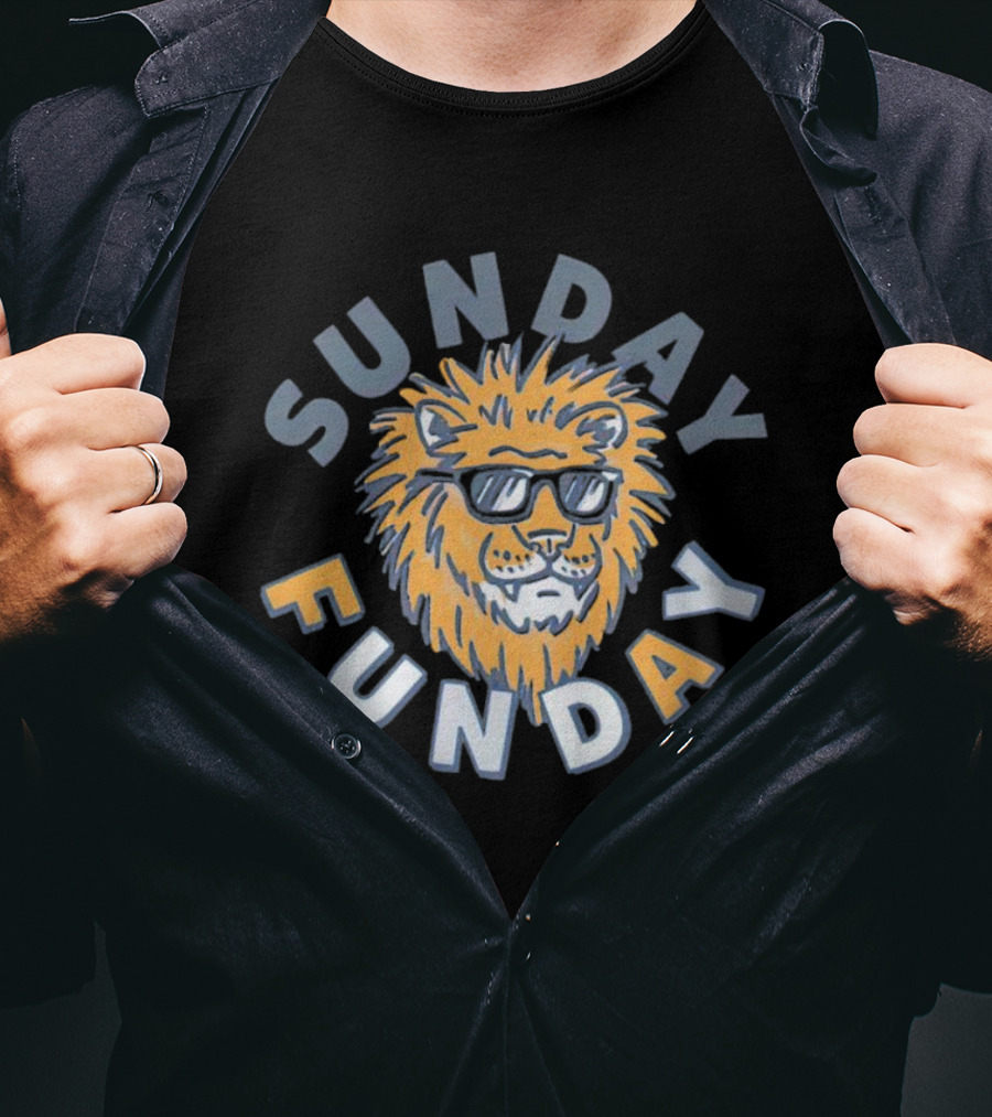 Sunday Funday Cool Sunglasses Lion Detroit Football T-Shirt
