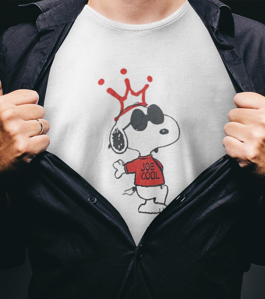 Peanuts Snoopy Joe Cool With Crown Iconic T-Shirt