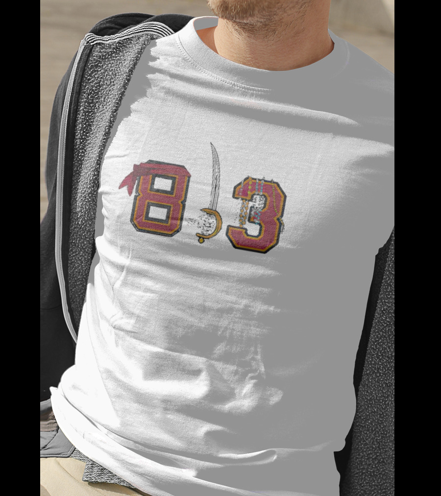 Tampa Bay Buccaneers 813 Pirate Sword And Skull Beads T-Shirt