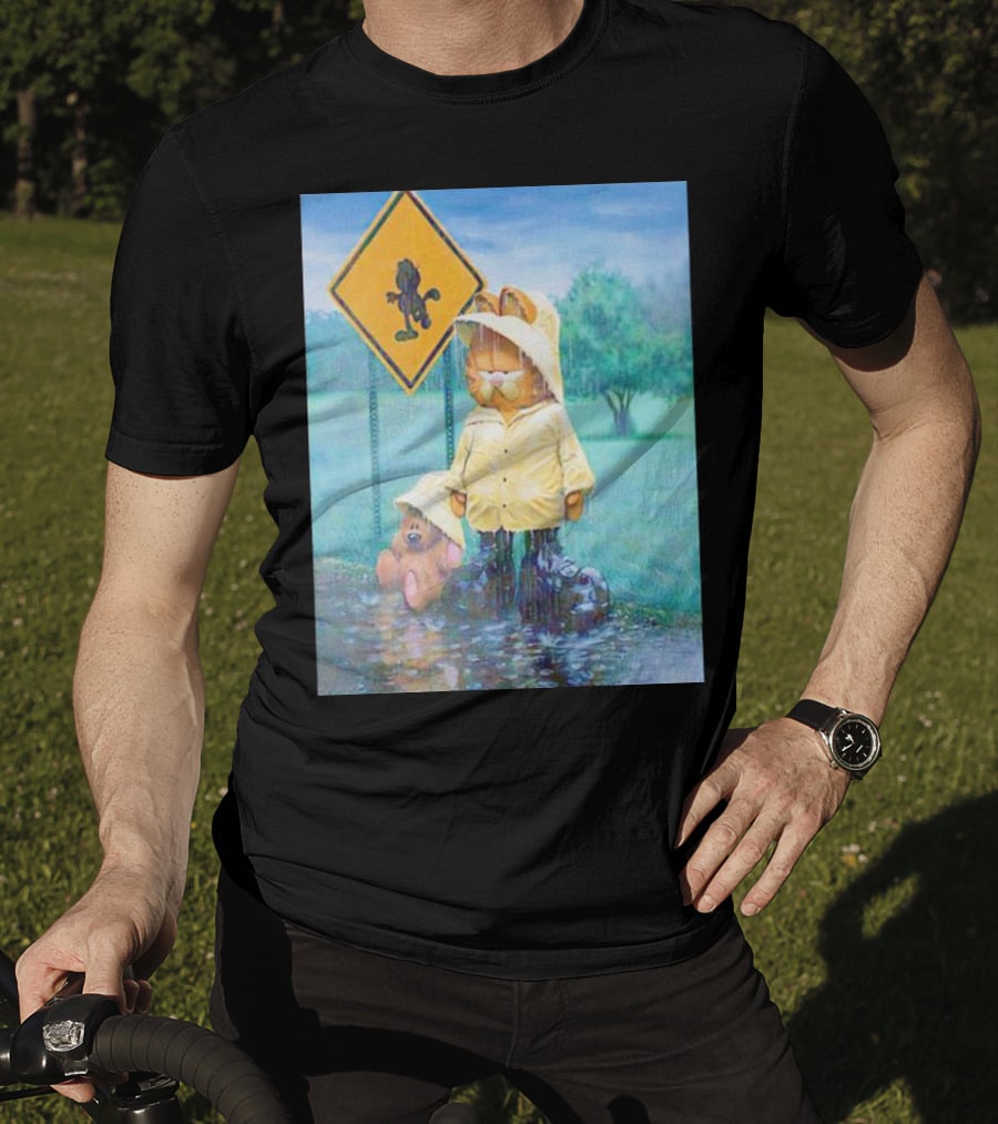 Garfield Rainy Day Yellow Jacket Relaxation T-Shirt