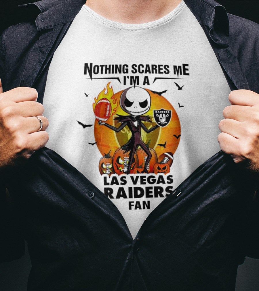 Nothing Scares Me I'm A Las Vegas Raiders Fan Halloween Jack Skellington Pumpkins T-Shirt
