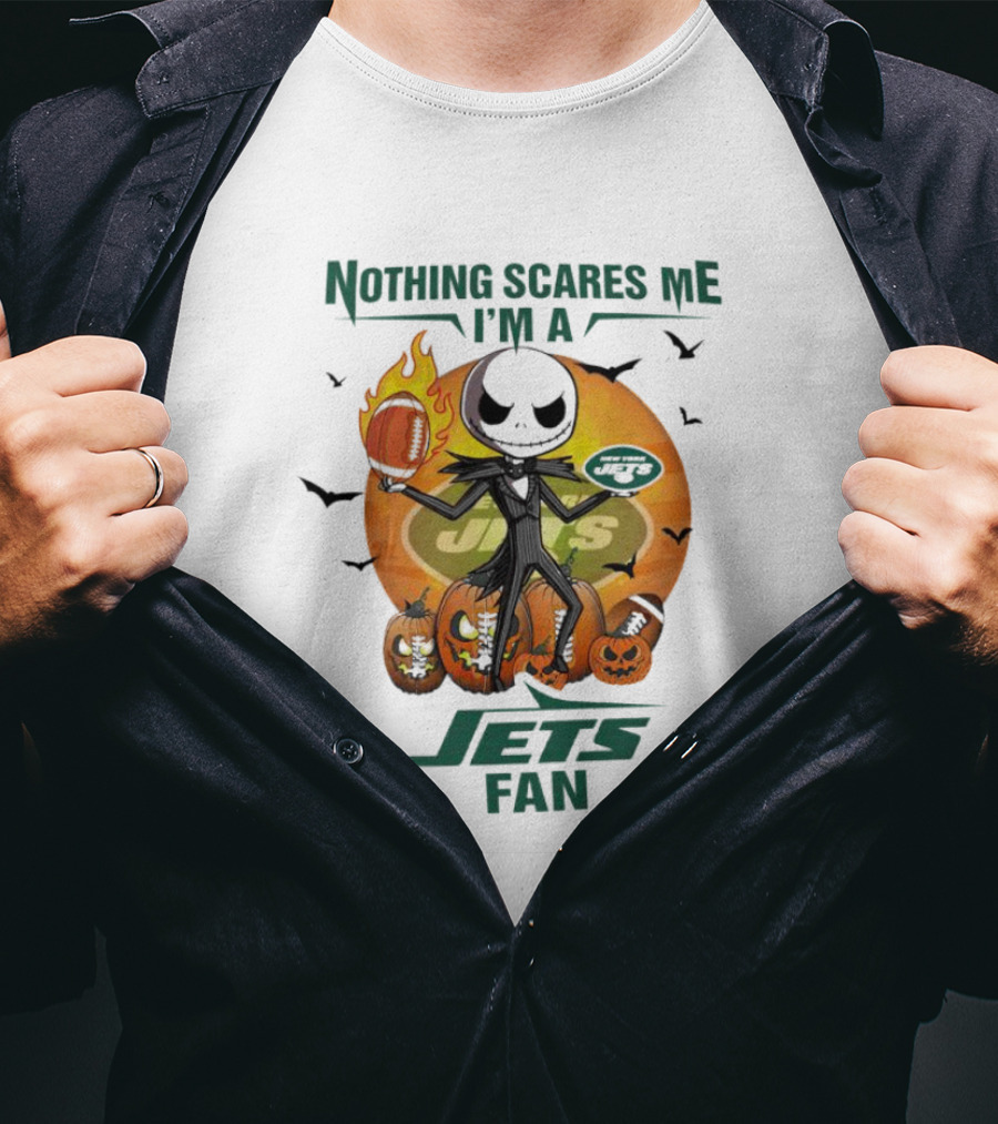 Jack Skellington Nothing Scares Me I'm A New York Jets Fan Halloween Pumpkins Football T-Shirt