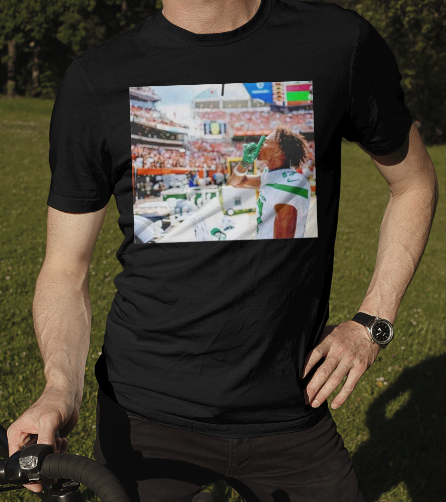 Trending Garrett Wilson Shhh Football Silence T-Shirt