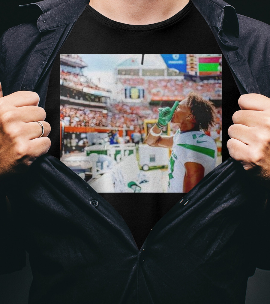 Trending Garrett Wilson Shhh Football Silence T-Shirt