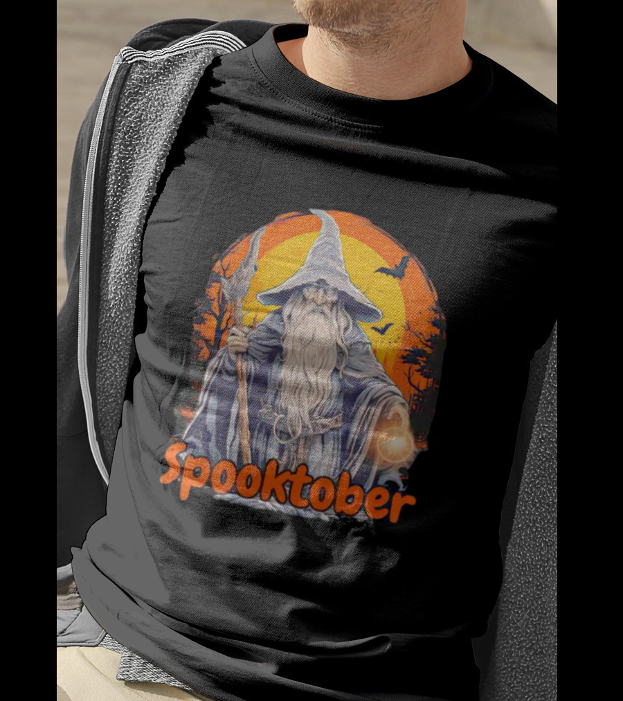 Spooktober Wizard Halloween With Wand And Orange Bats T-Shirt